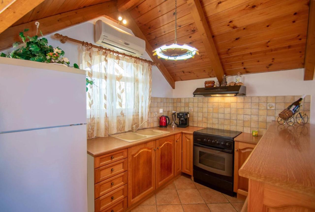 Psarou Studios Amoudi Buitenkant foto