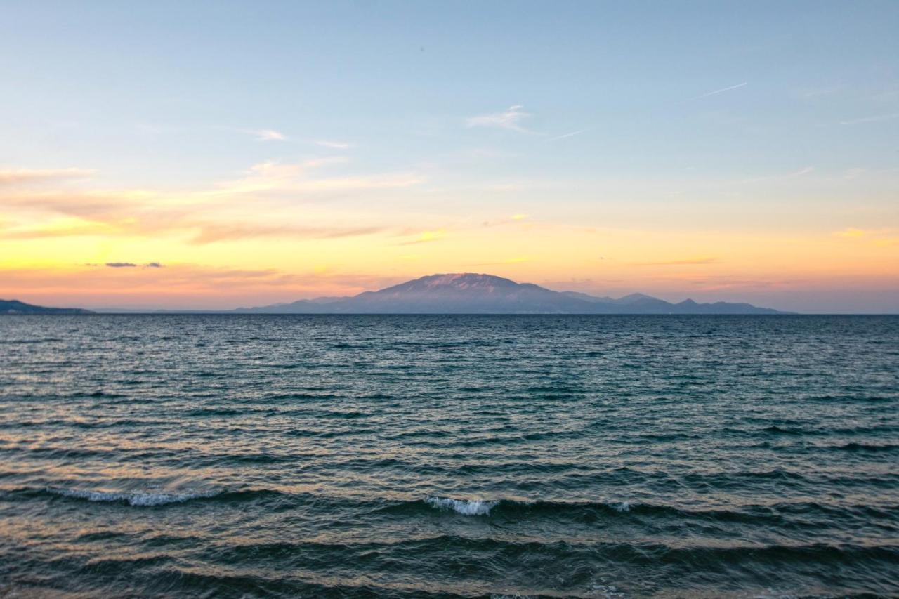 Psarou Studios Amoudi Buitenkant foto