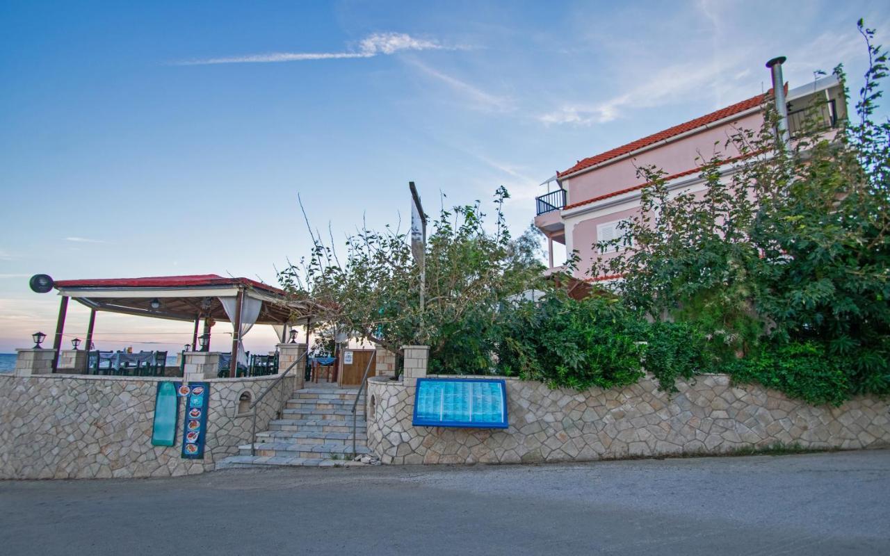 Psarou Studios Amoudi Buitenkant foto